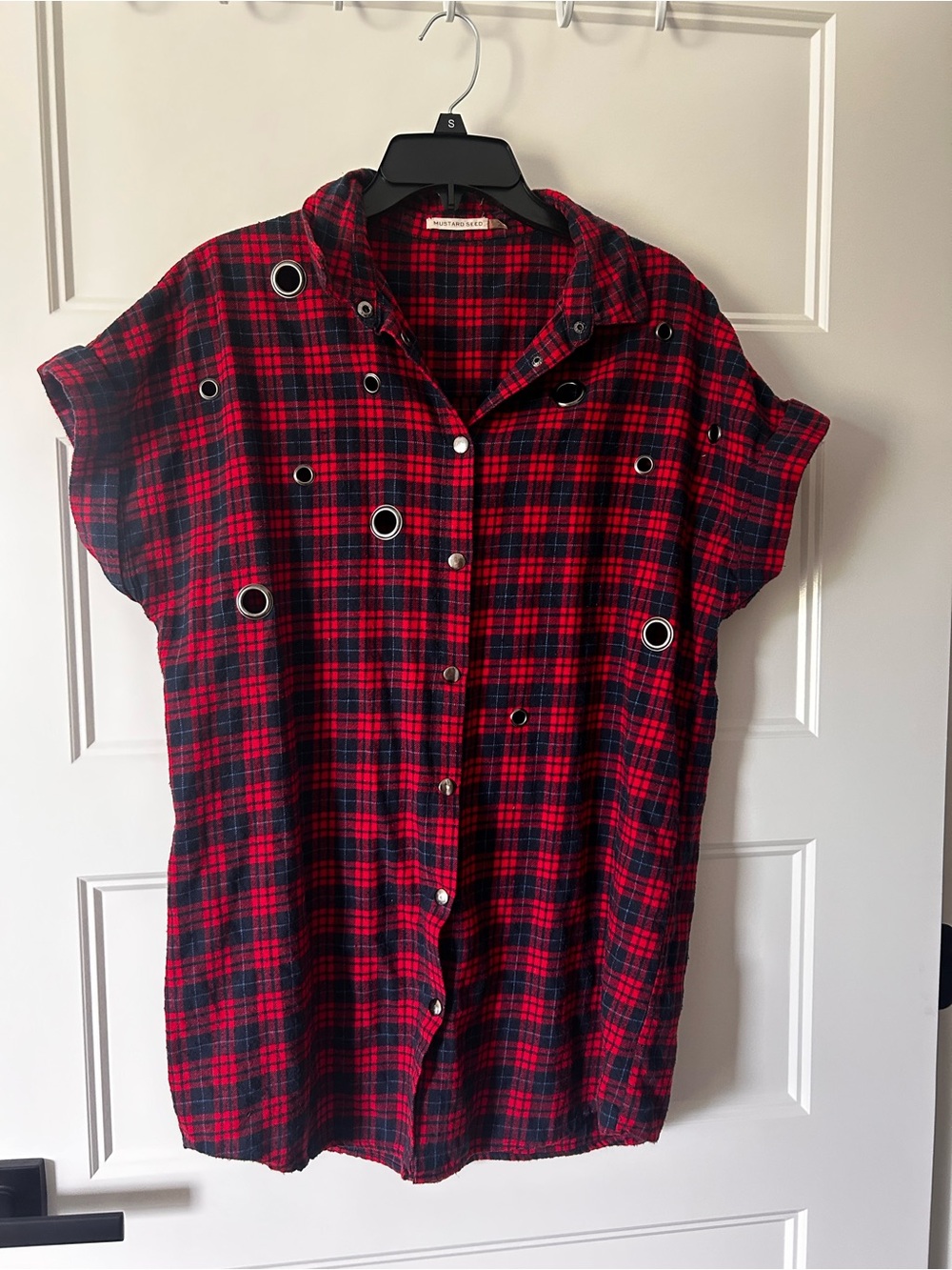 Mustard seed plaid top large